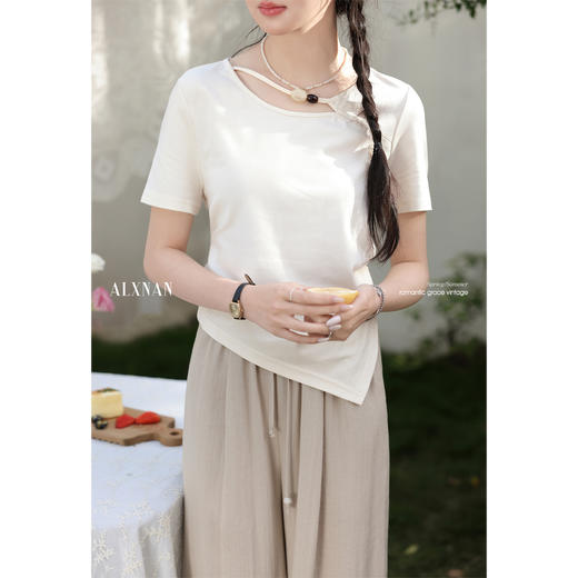 鹿向南  「灵韵时光」T恤 商品图3