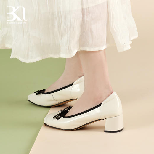 BAKERLOO小香锁扣通勤粗跟女单鞋AD131 商品图3