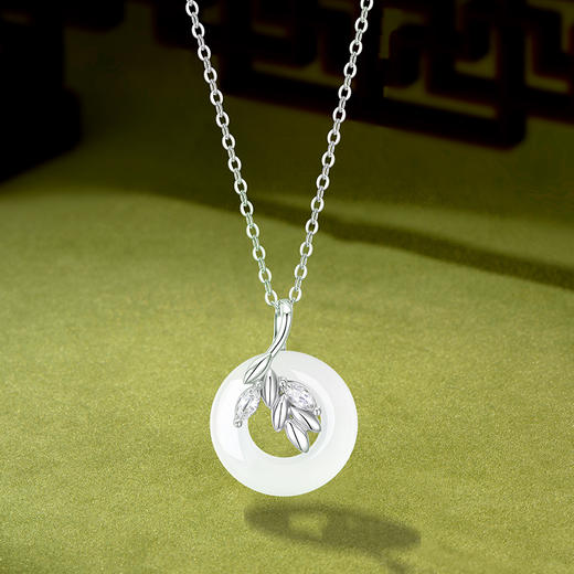 【高品质】卡蒂罗/KADER 穗穗有你项链  新中式国潮麦穗平安扣玉髓锁骨链 本命年时来运转 小众轻奢大牌#好运 商品图3