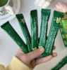 山姆爆款🔥全网爆火 ‼️超模明星都在喝！韩版青汁【大麦若叶益生元青汁】👍69发十盒到手整整100条 口感超好 商品缩略图2