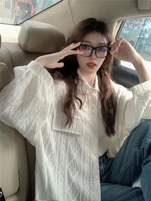 早春穿搭❗️小镂空➕白衬衫=绝美💞 【伊泺杉法式镂空防晒衬衫】❗️超级心动，垂感满分，软而不塌！ 🔥超重工小镂空设计！ 商品图2