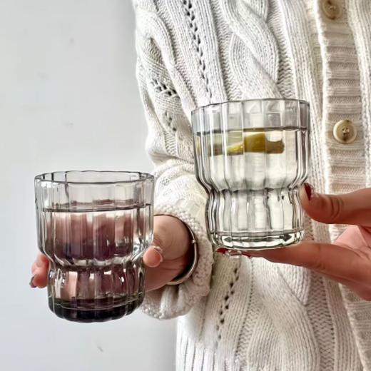 在追求高品质生活的当下，❤️一款优质的家用无铅玻璃杯【极就+ins风北欧高级感家用玻璃杯4个】，🏆无疑是您生活中不可或缺的贴心伴侣。 它不仅为您带来优雅的饮水体验 商品图1