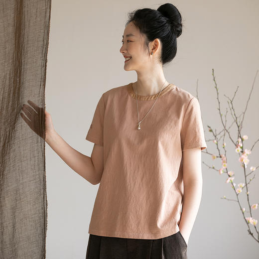 牧衣游原创 手工刺绣棉质茶染T恤舒爽透气休闲百搭圆领短袖 初茶 商品图0