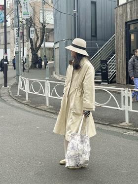 闪照第91期 街头的她