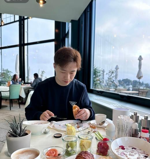 PLD新款经典胶章Logo圆领套头卫衣 舒适宽松版型男女都可以穿 商品图14