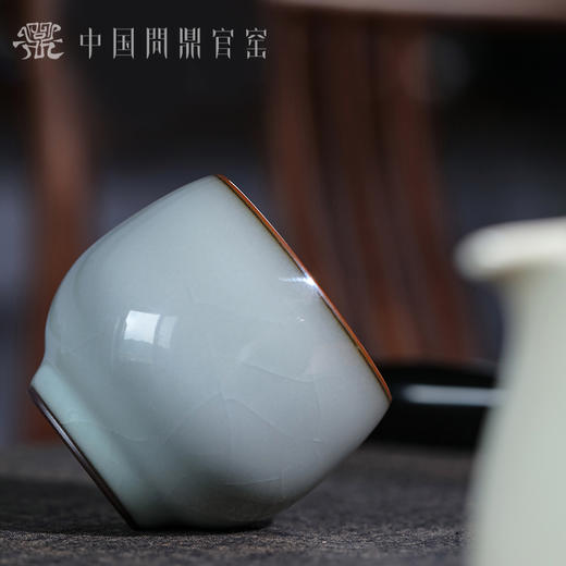 问鼎官窑北官月白金钟杯（缺货） 商品图1