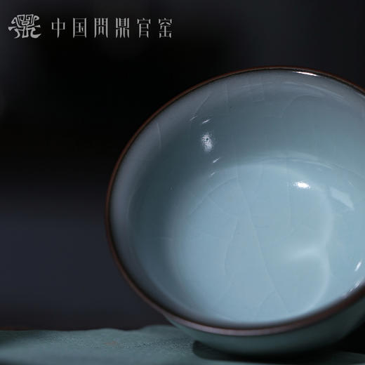 问鼎官窑北官月白鸡缸杯 商品图2