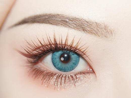 艾吉拉Loveiikira  蓝雪贵族 半年抛 两片 14.2mm 参考着色 13.6mm 基弧 8.5 含水 40% 新锐国货 商品图1