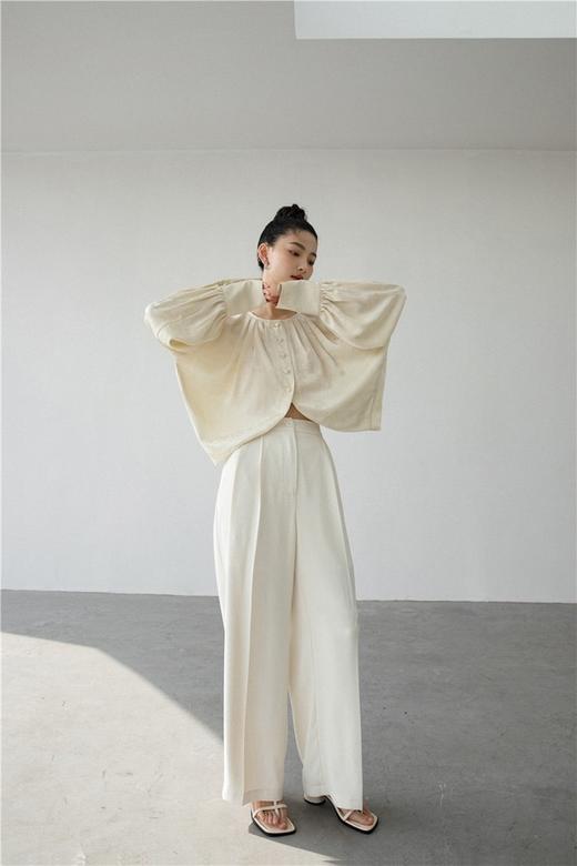 Le Malene 法式慵懒灯笼袖上衣 17848 商品图2