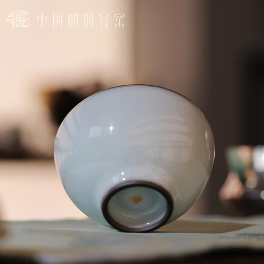 问鼎官窑北官月白鸿声杯 商品图1