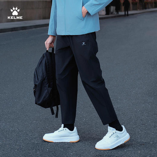 卡尔美新款马德里浪漫之境系列男士梭织长裤 商品图0