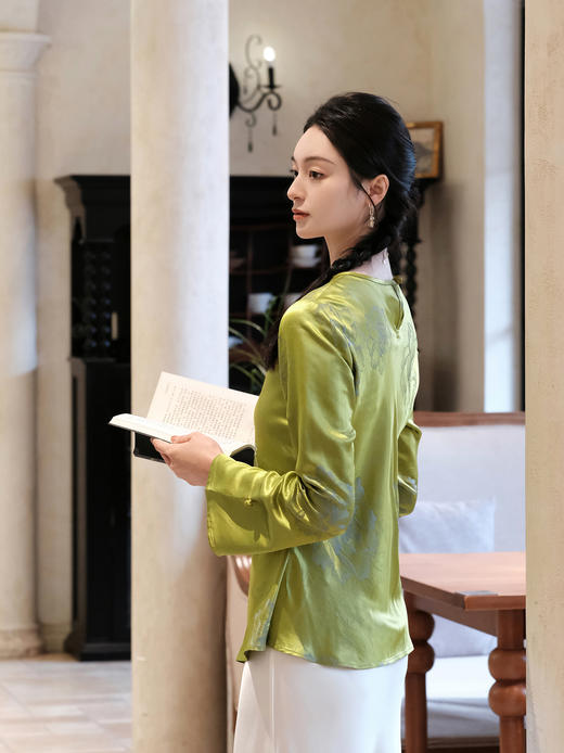 盛唐婧 |真丝牡丹提花修身国风上衣-绿色 商品图6