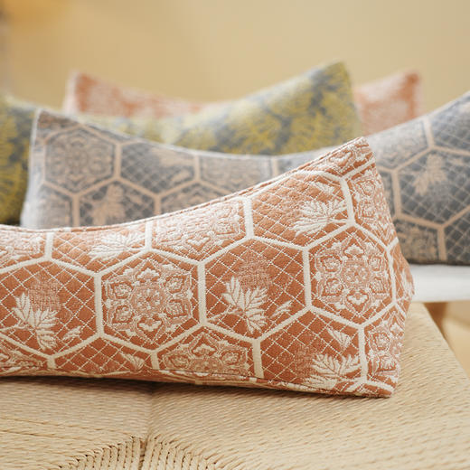 和风窗花系列三角颈椎枕天然荞麦壳菊花护颈枕睡觉支撑专用枕头成人 商品图3