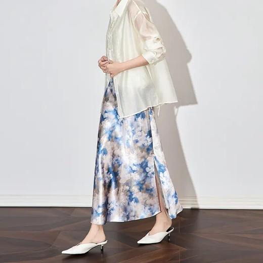 【高货wl】全新升级【铂金会员257/天猫339/差价82】(12930) 洛诗琳高级感垂感印花醋酸缎高腰显瘦时尚优雅女半身裙 商品图3