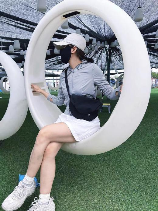 点此购买 lulu露露多用骑行包饺子包 mp 311574 商品图6