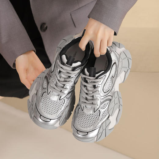 westory春季超轻厚底系带舒适老爹鞋运动鞋W24CM74171 商品图8