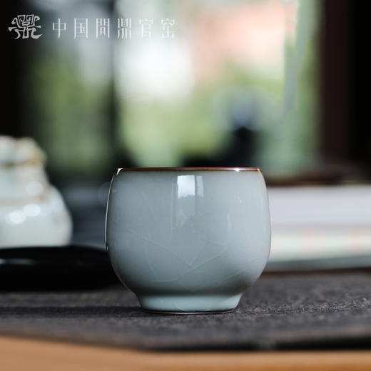 问鼎官窑北官月白金钟杯（缺货） 商品图0