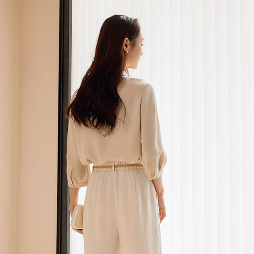 玳莎简约重磅真丝衬衫女通勤气质七分袖方领上衣2025年春季新款  FA31310 商品图3