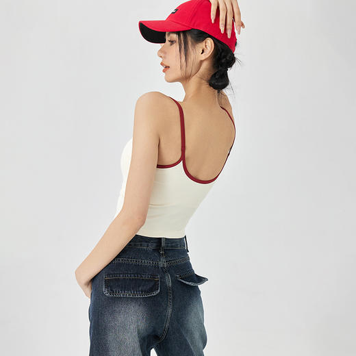 Leorrey乐拉大U型美背固定胸垫立体细腻罗纹肌理瑜伽运动小背心 商品图5