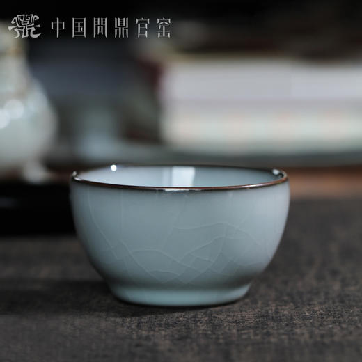 问鼎官窑北官月白雪璃杯 商品图0