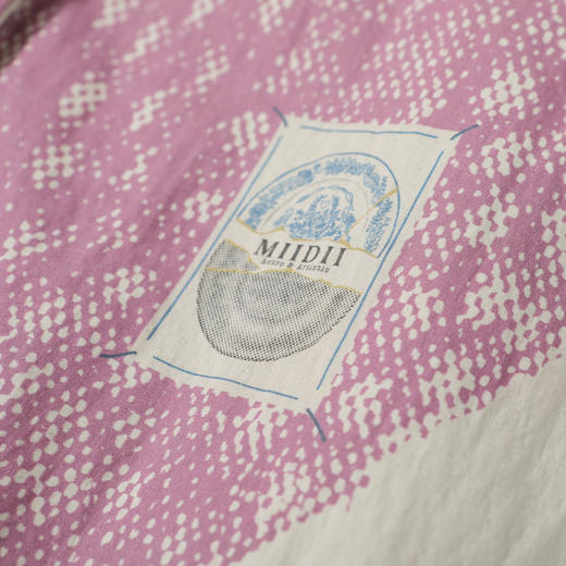 谜底衬衫短袖女2025夏季新品复古风通勤宽松T型短衬衣252MC0564 商品图3