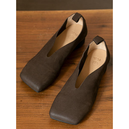 牧衣游原创 磨砂牛皮舒适软底好穿文艺单鞋 又屿【不支持会员折】 商品图3