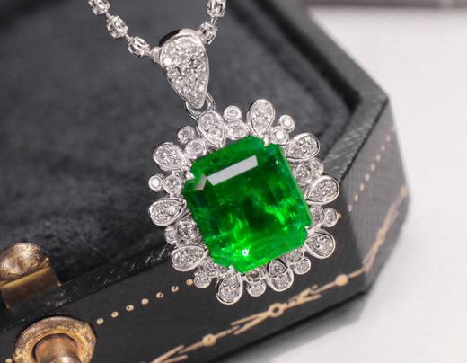 4ct刻面祖母绿吊坠 商品图0