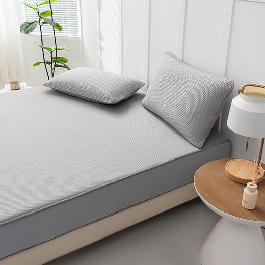 多喜爱  凉豆豆笠围三件套-汀兰（抹茶绿/星空灰/暮山紫）【凉感科技】【按摩颗粒】【可机洗】速冷凉感科技材料 凉而不冰A类抗菌 黑科技冷感材质 3D立体凉豆豆 三明治透气网 SC 商品图12