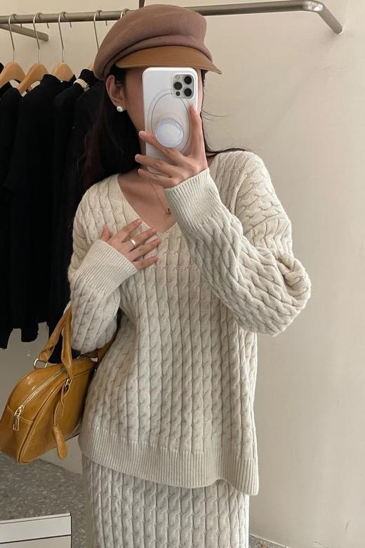 Le Malene 经典米白色针织上衣半裙套装 17788 商品图6
