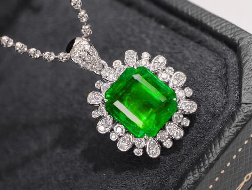 4ct刻面祖母绿吊坠 商品图2