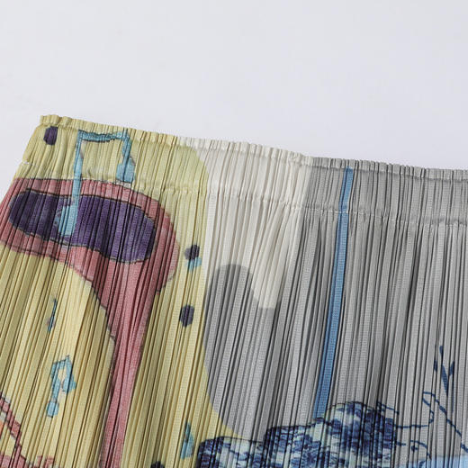 谜底半身裙女2025夏季新品复古风度假花色宽松H型长半裙252MB0544 商品图3