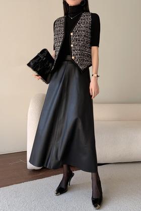 Le Malene 黑边金扣小香风马甲外套 17785