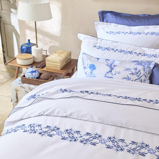 AT邸尔铂·法国进口奢华家纺Mirabeau米拉博之蓝系列床品四件套 商品图2