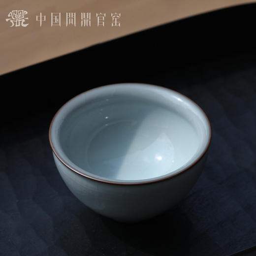 问鼎官窑北官月白折口杯（缺货） 商品图3