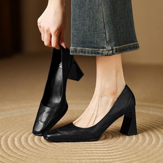 【预售5天】新款浅口方头粗跟单鞋女通勤高跟小皮鞋工作鞋百搭时尚高跟鞋HB&7740 商品图3