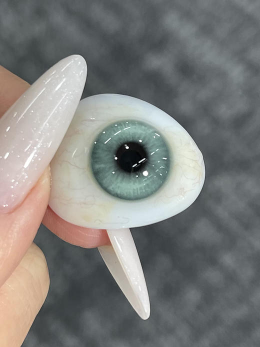 艾吉拉Loveiikira 青莲雨梦 半年抛 两片 14.2mm 参考着色 13.6mm 基弧 8.5 含水 40% 新锐国货 商品图3