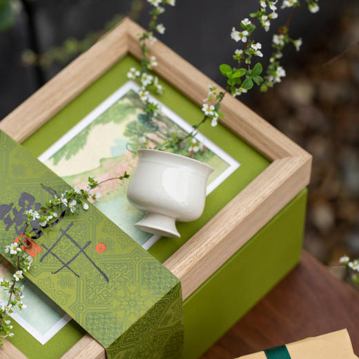 实木画框【龙井方包+白瓷杯】42元一套/一件18套（不含方包） 商品图3