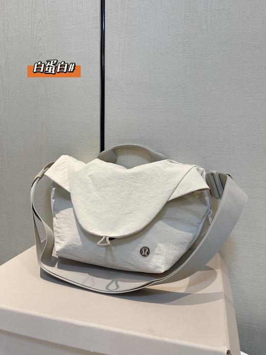 点此购买 lulu露露多用骑行包饺子包 mp 311574 商品图2