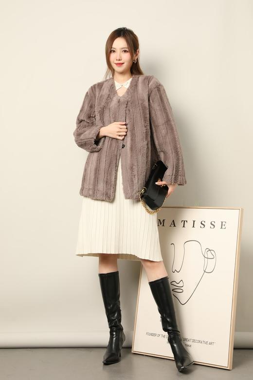 SIA SAYLOR 灰咖色毛绒条纹外套 17793 商品图3