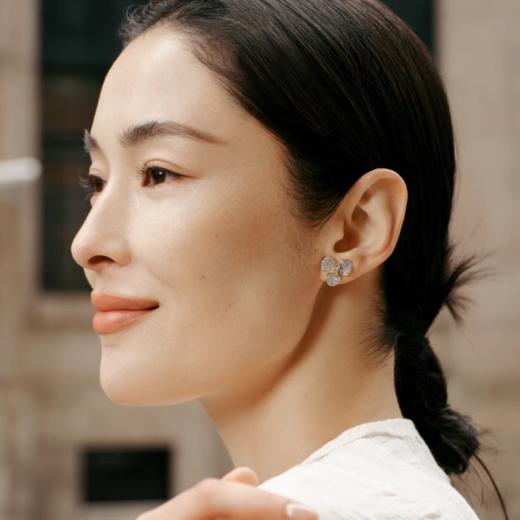 2楼Fellala/翡拉拉「绽放2.0」系列优雅气质耳钉花瓣潮流设计感耳饰货号925417101吊牌价629现价566 商品图2