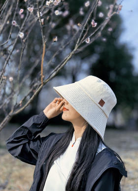 闪照第93期 晴空下