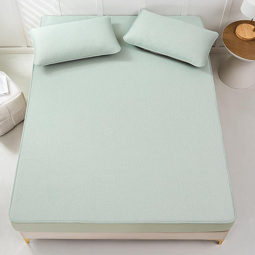 多喜爱  凉豆豆笠围三件套-汀兰（抹茶绿/星空灰/暮山紫）【凉感科技】【按摩颗粒】【可机洗】速冷凉感科技材料 凉而不冰A类抗菌 黑科技冷感材质 3D立体凉豆豆 三明治透气网 SC 商品图4