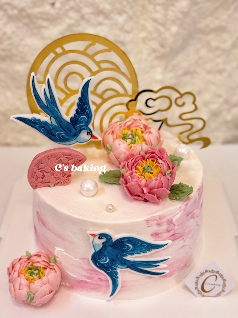 #新中式蛋糕 #牡丹花配上一对燕子 #燕子是吉祥之鸟成双成对 #古时家中有飞燕#寓意财源滚滚财运当头#现象征欢乐的新生活 #韩花蛋糕 忌廉蛋糕（默认自提，收费配送请联系客服）
