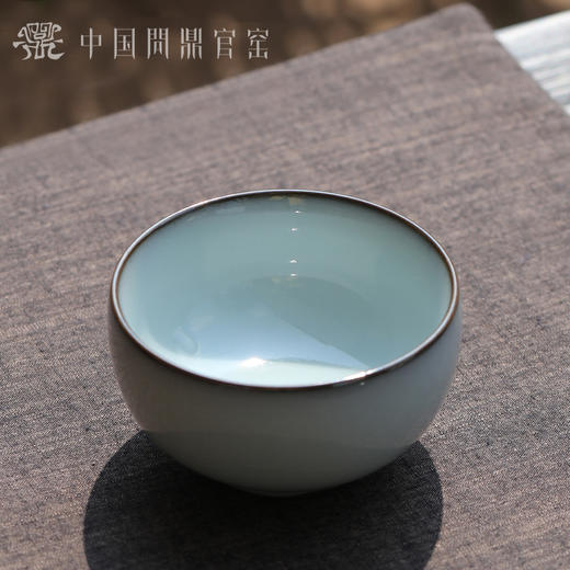 问鼎官窑北官月白听泉杯（缺货） 商品图3
