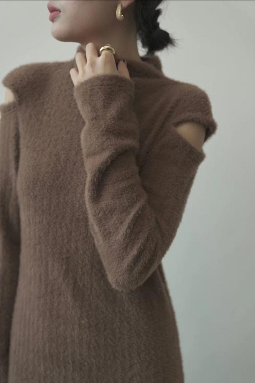 L.Fleuri 棕色露肩毛绒感长款连衣裙 17768 商品图1