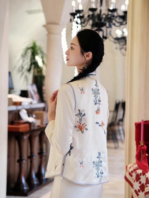 盛唐牡丹 |真丝手推绣对襟马甲 商品图4