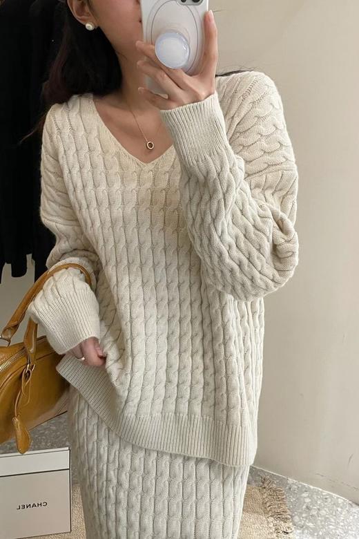 Le Malene 经典米白色针织上衣半裙套装 17788 商品图8