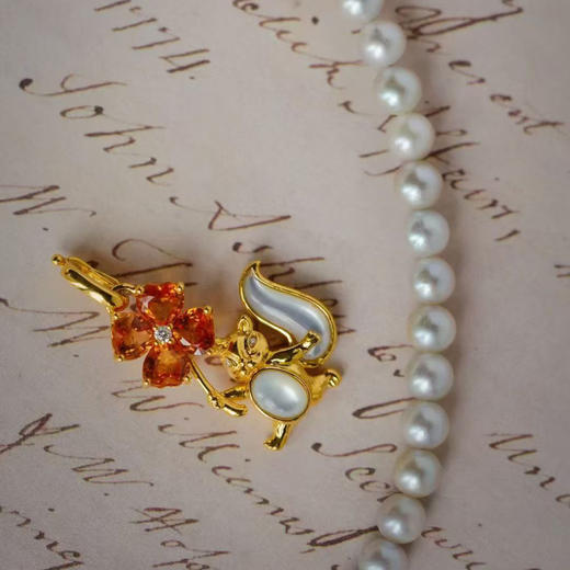 龢盒原创 奔走在春天里 18k金松鼠万能扣小吊坠 商品图2