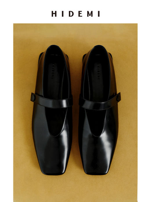 HIDEMI 极简方头进口小牛皮搭襻式玛丽珍平底鞋 黑色/白色 商品图8