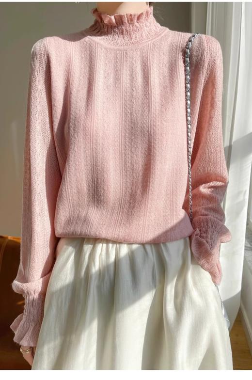 💥太美啦！【羊毛混纺提花打底衫】，💞精纺羊毛面料，优雅迷人又高级~ ✅百搭的基础款，可以中和任何色彩 ✅手感细腻滑糯，💥整个空间弥漫着柔和的温度  商品图6